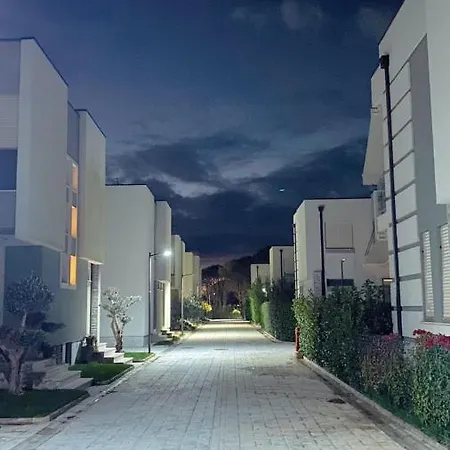 Vila Perla Gjiri Lalzit , Perla Villa Durres