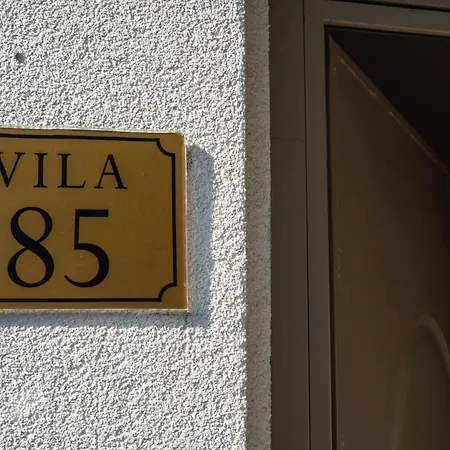 Villa Vila Perla Gjiri Lalzit , Perla